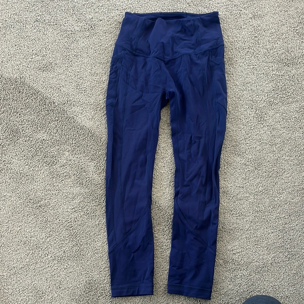 Lululemon Athletica Blue Leggings with pockets